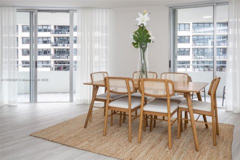 Copropriété à louer à Miami Beach, Floride: 2 chambres, 126.35 m2 № 1981439 - photo 26