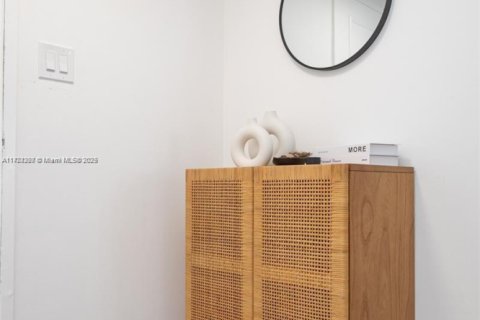 Copropriété à louer à Miami Beach, Floride: 2 chambres, 126.35 m2 № 1981439 - photo 7