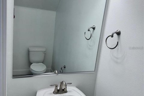 Touwnhouse à louer à Kissimmee, Floride: 4 chambres, 159.88 m2 № 2100879 - photo 4