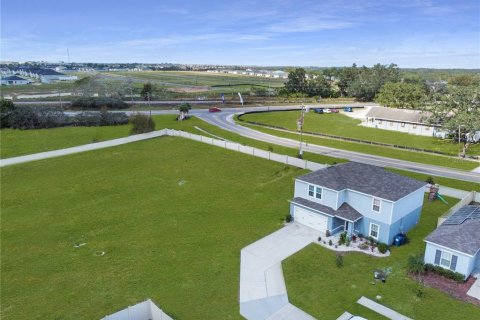 Villa ou maison à louer à Davenport, Floride: 4 chambres, 207.36 m2 № 2148718 - photo 3