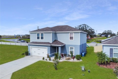 Villa ou maison à Davenport, Floride 4 chambres, 207.36 m2 № 2148718