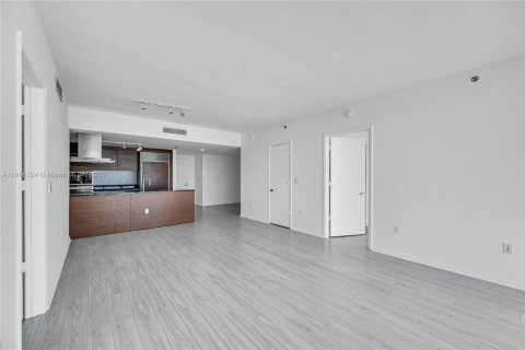 Copropriété à vendre à Miami, Floride: 2 chambres, 141.03 m2 № 1973911 - photo 14