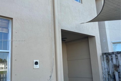 Купить виллу или дом в Дорал, Флорида 3 спальни, 195.47м2, № 1997195 - фото 10