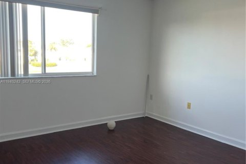 Купить виллу или дом в Дорал, Флорида 3 спальни, 195.47м2, № 1997195 - фото 6