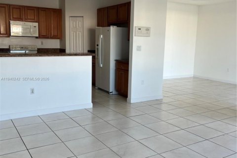 Купить виллу или дом в Дорал, Флорида 3 спальни, 195.47м2, № 1997195 - фото 3