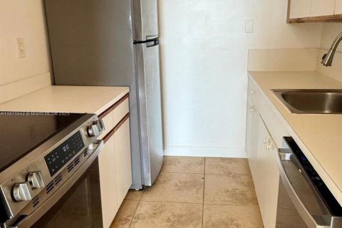 Copropriété à louer à North Miami, Floride: 1 chambre, 74.97 m2 № 1924134 - photo 8