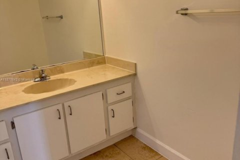 Copropriété à louer à North Miami, Floride: 1 chambre, 74.97 m2 № 1924134 - photo 20