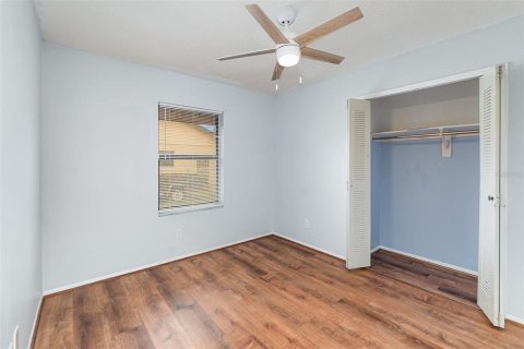 House in Orlando, Florida 3 bedrooms, 126.35 sq.m. № 1760349 - photo 13