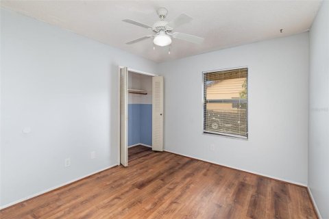 House in Orlando, Florida 3 bedrooms, 126.35 sq.m. № 1760349 - photo 10