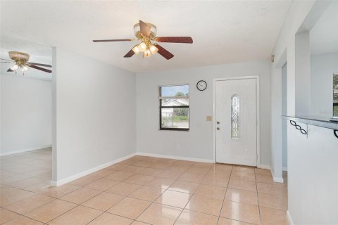 House in Orlando, Florida 3 bedrooms, 126.35 sq.m. № 1760349 - photo 26