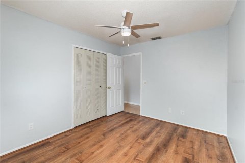House in Orlando, Florida 3 bedrooms, 126.35 sq.m. № 1760349 - photo 11