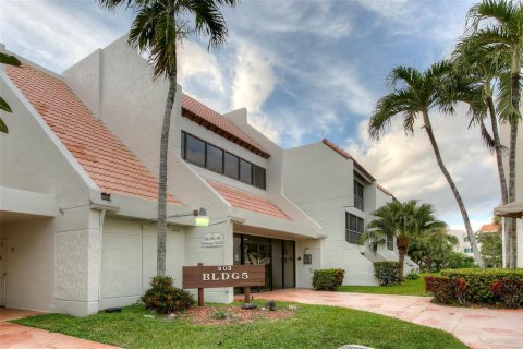 Condo à Weston, Floride, 1 chambre  № 2289244