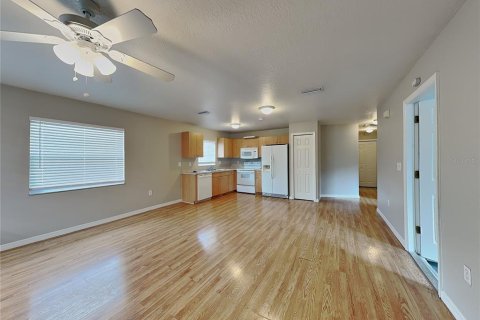 House in Bradenton, Florida 3 bedrooms, 98.94 sq.m. № 2113127 - photo 3
