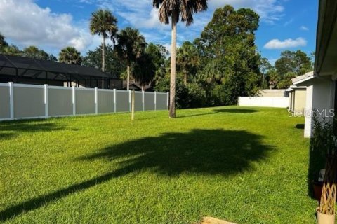 House in Palm Coast, Florida 3 bedrooms, 195 sq.m. № 1911043 - photo 18