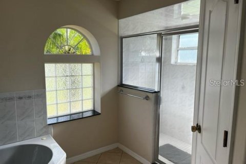House in Palm Coast, Florida 3 bedrooms, 195 sq.m. № 1911043 - photo 5