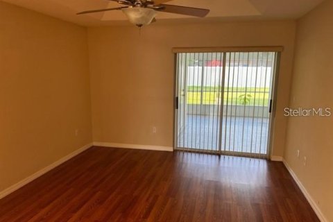 House in Palm Coast, Florida 3 bedrooms, 195 sq.m. № 1911043 - photo 3