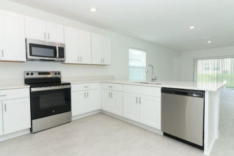 Casa en venta en Haines City, Florida, 3 dormitorios, 148.92 m2 № 1911933 - foto 13