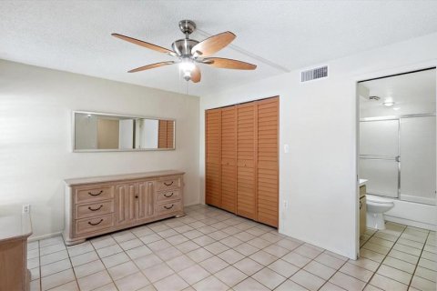 Copropriété à louer à Sarasota, Floride: 1 chambre, 73.02 m2 № 2421706 - photo 9