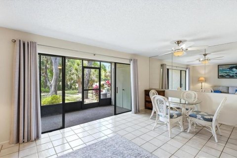 Copropriété à louer à Sarasota, Floride: 1 chambre, 73.02 m2 № 2421706 - photo 3