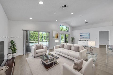 Casa en venta en Coral Springs, Florida, 3 dormitorios, 171.13 m2 № 1992963 - foto 4