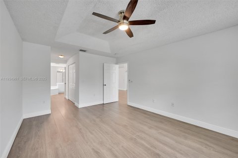 Casa en venta en Coral Springs, Florida, 3 dormitorios, 171.13 m2 № 1992963 - foto 18