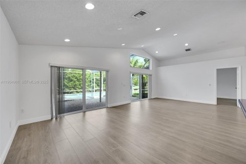 Casa en venta en Coral Springs, Florida, 3 dormitorios, 171.13 m2 № 1992963 - foto 5