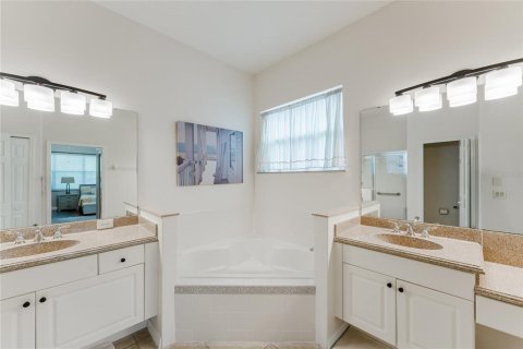 Casa en venta en Clermont, Florida, 3 dormitorios, 175.21 m2 № 1801501 - foto 29