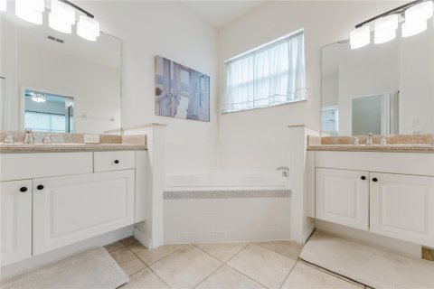 Casa en venta en Clermont, Florida, 3 dormitorios, 175.21 m2 № 1801501 - foto 30