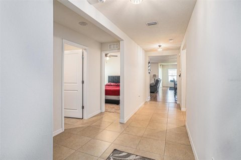 House in Ruskin, Florida 3 bedrooms, 155.7 sq.m. № 1569616 - photo 5