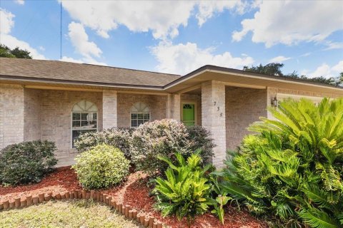 House in Orange City, Florida 3 bedrooms, 151.62 sq.m. № 1875811 - photo 2