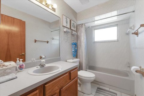 House in Orange City, Florida 3 bedrooms, 151.62 sq.m. № 1875811 - photo 23