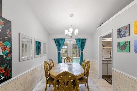 House in Orange City, Florida 3 bedrooms, 151.62 sq.m. № 1875811 - photo 12