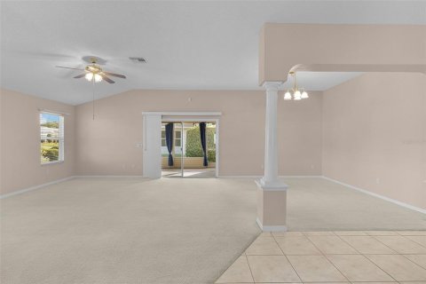 Villa ou maison à louer à The Villages, Floride: 3 chambres, 189.61 m2 № 2387681 - photo 7