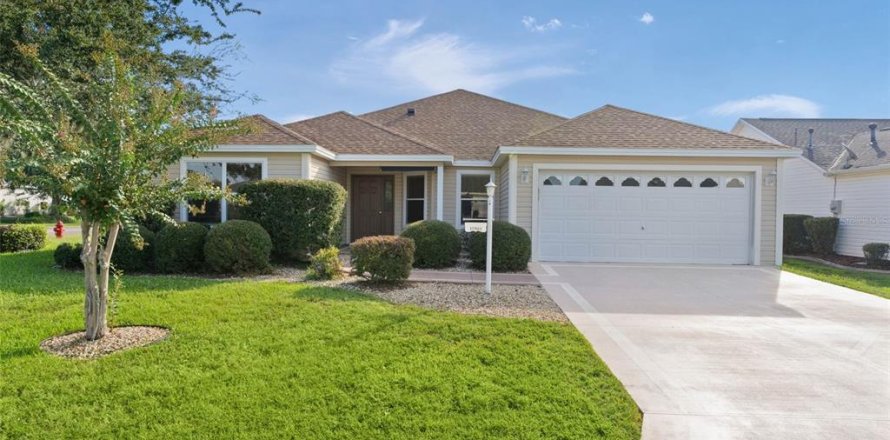 Villa ou maison à The Villages, Floride 3 chambres, 189.61 m2 № 2387681