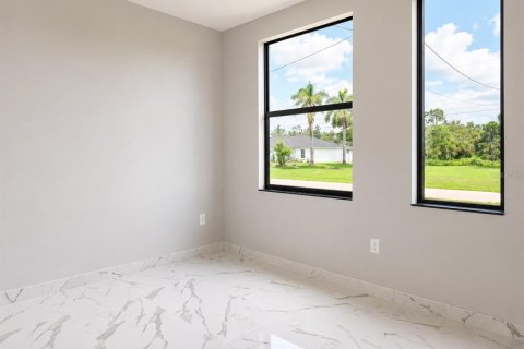 Casa en venta en Cape Coral, Florida, 3 dormitorios, 148.36 m2 № 2239318 - foto 11
