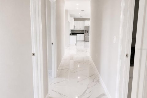 Casa en venta en Cape Coral, Florida, 3 dormitorios, 148.36 m2 № 2239318 - foto 19