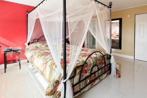 Copropriété à vendre à Hallandale Beach, Floride: 1 chambre, 82.68 m2 № 2001761 - photo 10