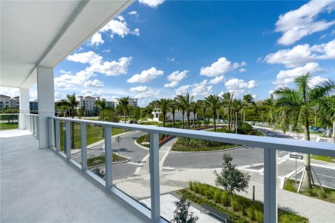 Condo in Sunrise, Florida, 2 bedrooms  № 1867731 - photo 14