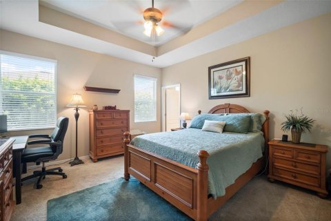 House in San Antonio, Florida 3 bedrooms, 160.81 sq.m. № 1833268 - photo 14