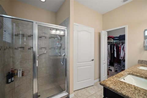 House in San Antonio, Florida 3 bedrooms, 160.81 sq.m. № 1833268 - photo 16