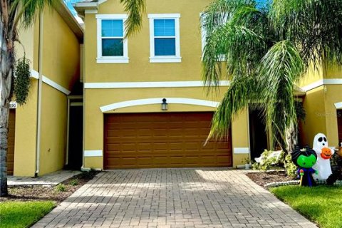 Adosado en Orlando, Florida 3 dormitorios, 161.74 m2 № 2104266