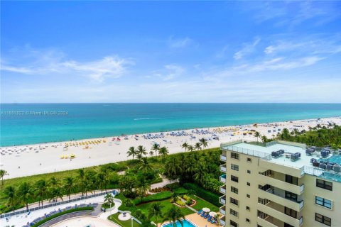 Condo in Miami Beach, Florida, 1 bedroom № 2077119