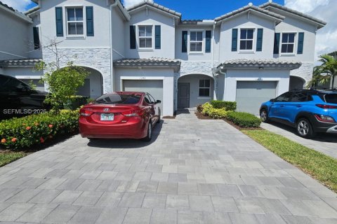 Adosado en Homestead, Florida 3 dormitorios, 133.97 m2 № 2019616