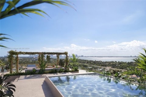 Condo in Miami Beach, Florida, 4 bedrooms  № 2037847 - photo 4