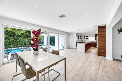 Casa en alquiler en Miami Shores, Florida, 3 dormitorios, 171.68 m2 № 2011230 - foto 19