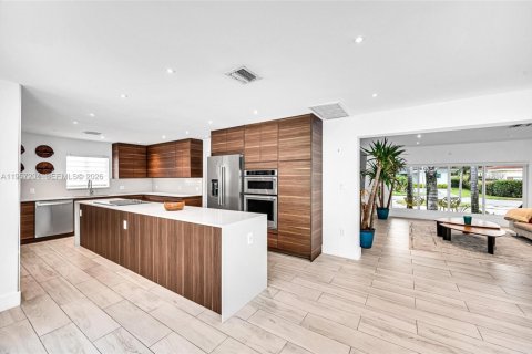 Casa en alquiler en Miami Shores, Florida, 3 dormitorios, 171.68 m2 № 2011230 - foto 14