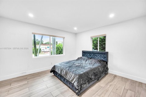 Casa en alquiler en Miami Shores, Florida, 3 dormitorios, 171.68 m2 № 2011230 - foto 29