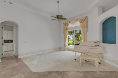 Villa ou maison à vendre à Sarasota, Floride: 3 chambres, 277.87 m2 № 2422823 - photo 17