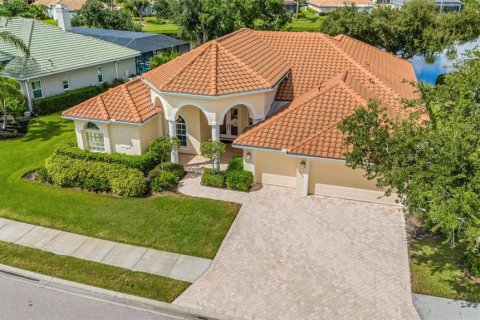 Villa ou maison à vendre à Sarasota, Floride: 3 chambres, 277.87 m2 № 2422823 - photo 6