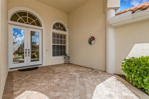 Villa ou maison à vendre à Sarasota, Floride: 3 chambres, 277.87 m2 № 2422823 - photo 9